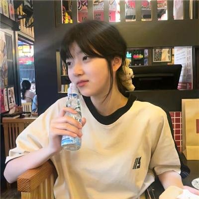 爱在心里口难开